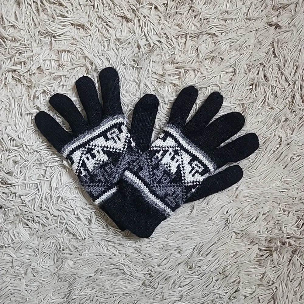 Black Winter Gloves Indie Tribal Boho Pattern
